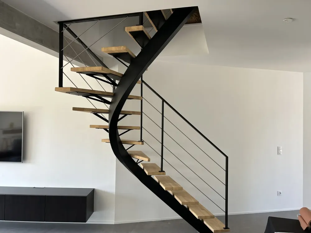 Escaliers à Pujols